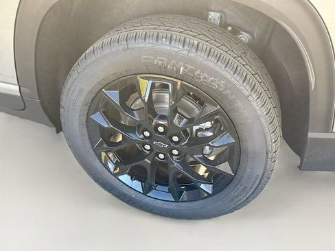 New 2026 Chevrolet Traverse LT w/ Midnight/Sport Edition image 33