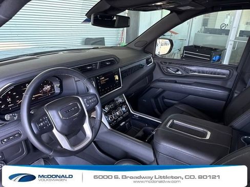 Used 2023 GMC Yukon Denali w/ LPO, Floor Liner Package AWD/4WD image 5