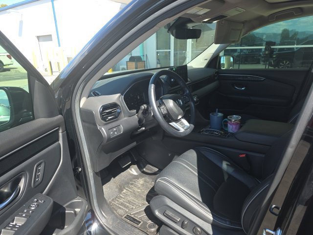 Used 2024 Honda Pilot Elite image 3