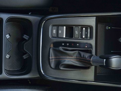 Used 2026 Honda CR-V Sport Touring image 27