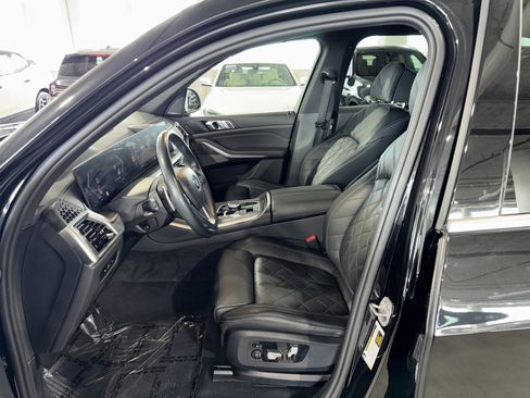 Used 2025 BMW X5 sDrive40i w/ Climate Comfort Package RWD image 19