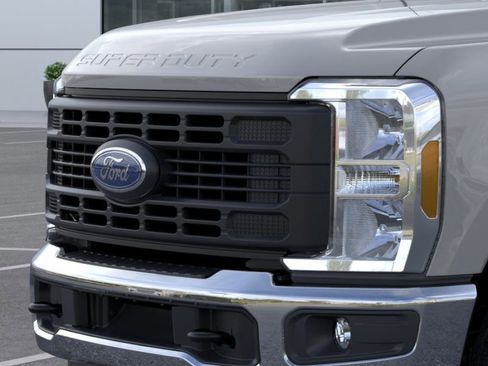 New 2026 Ford F250 XL image 17