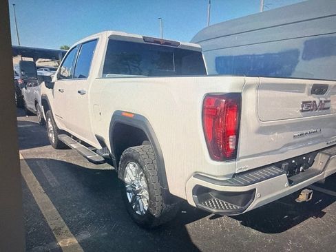 Used 2021 GMC Sierra 2500 Denali AWD/4WD image 5