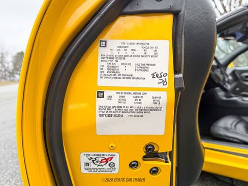 Used 2001 Chevrolet Corvette Convertible w/ Preferred Equipment Group2 image 82