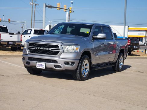 Used 2022 RAM 1500 Lone Star AWD/4WD image 2