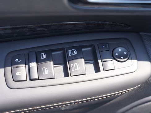 Used 2025 Dodge Durango R/T AWD/4WD image 17