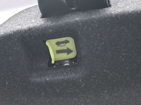 Used 2023 Hyundai Elantra SEL w/ Convenience Package image 39