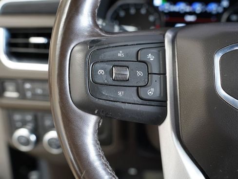 Used 2021 GMC Yukon XL SLT w/ SLT Premium Package AWD/4WD image 16