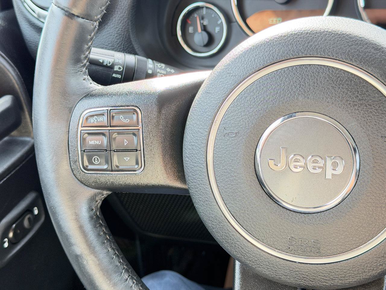 Used 2016 Jeep Wrangler Unlimited Sahara w/ Connectivity Group AWD/4WD image 67