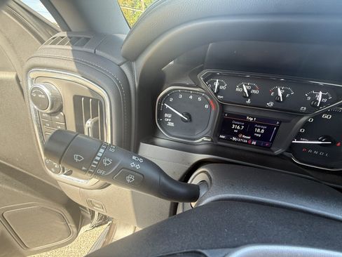 Used 2021 GMC Sierra 1500 SLE AWD/4WD image 21