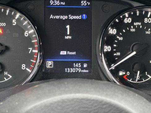 Used 2018 Nissan Rogue SV image 22