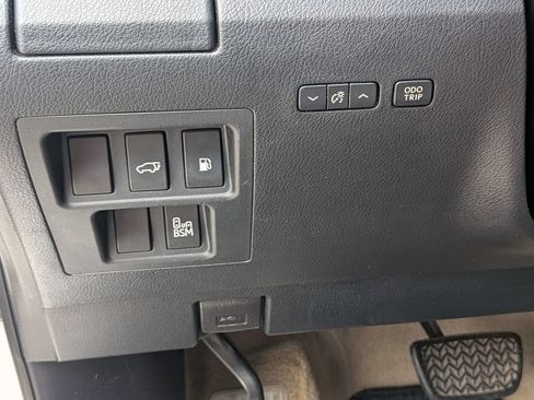 Used 2013 Lexus RX 450h FWD w/ Navigation Pkg image 18