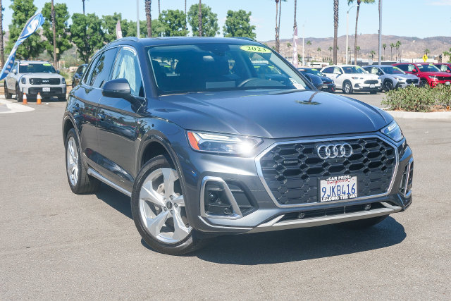 Used 2023 Audi Q5 2.0T Premium Plus w/ Premium Plus Package AWD/4WD image 1