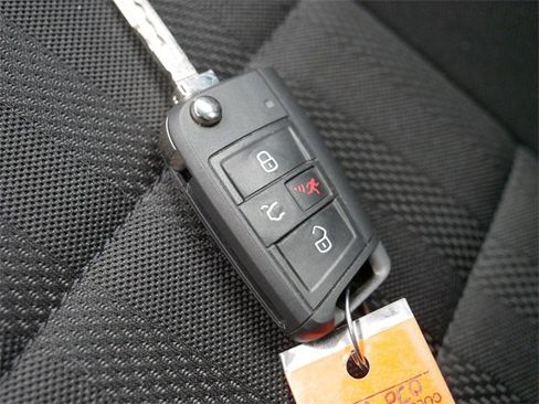 Certified 2022 Volkswagen Jetta Sport image 35