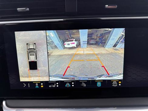 Used 2023 GMC Sierra 1500 Denali Ultimate image 21