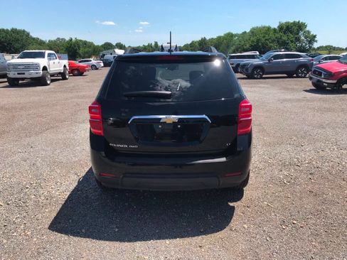 Used 2017 Chevrolet Equinox LT w/ Convenience Package AWD/4WD image 3