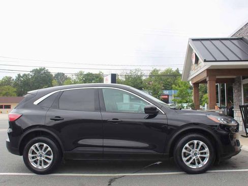 Used 2020 Ford Escape SE AWD/4WD image 4