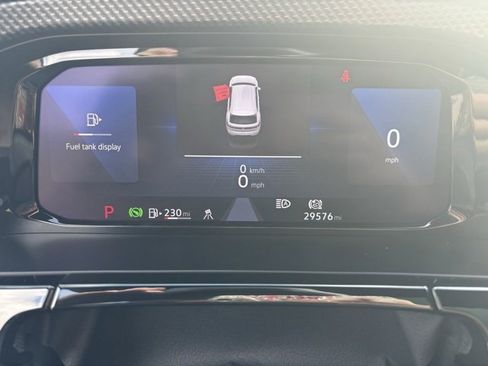 Used 2024 Volkswagen Atlas Cross Sport SEL image 13