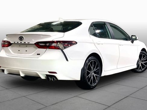 Used 2024 Toyota Camry SE FWD image 13