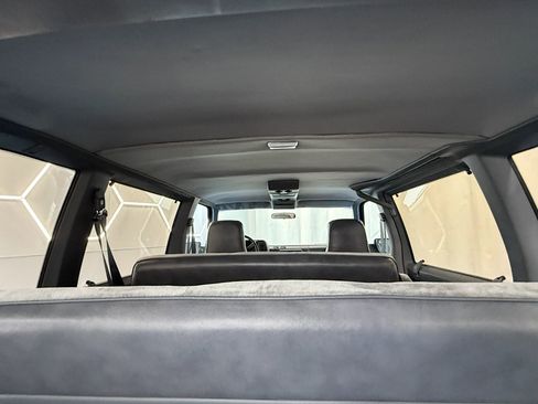 Used 1990 Chevrolet Astro LT image 42