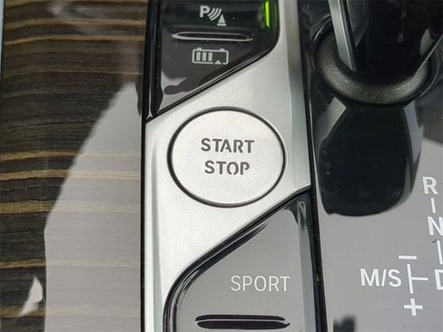 Used 2021 BMW X5 xDrive45e w/ Premium Package 2 image 30