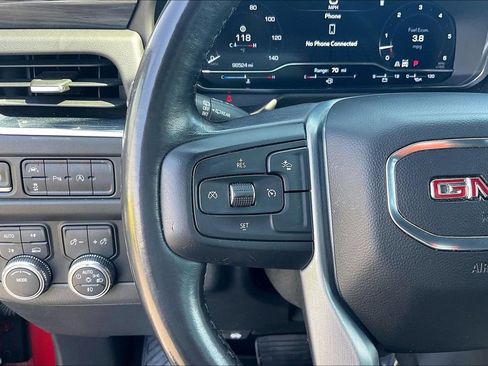 Used 2023 GMC Yukon XL SLT AWD/4WD image 13
