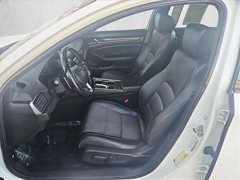 Used 2019 Honda Accord Sport image 16