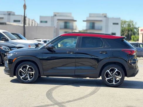 Used 2021 Chevrolet TrailBlazer RS w/ Sun and Liftgate Package FWD image 9