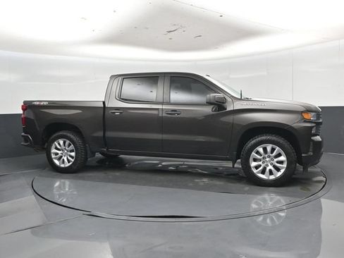 Used 2021 Chevrolet Silverado 1500 Custom w/ Safety Confidence Package AWD/4WD image 31