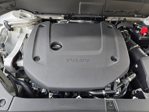 New 2026 Volvo XC90 B6 Ultra image 36