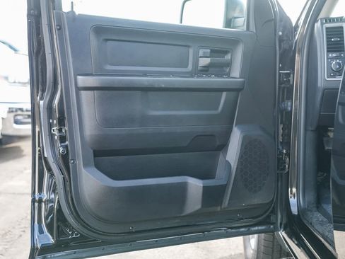 Used 2018 RAM 1500 Express image 19