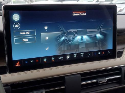 Certified 2023 Lincoln Corsair Reserve w/ Equipment Group 201A image 26