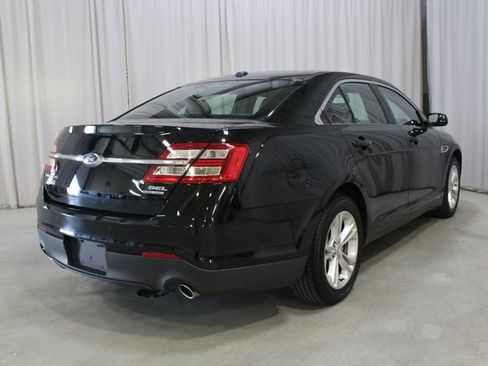 Used 2018 Ford Taurus SEL w/ Equipment Group 201A FWD image 24