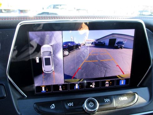 Used 2022 Chevrolet Blazer RS w/ Enhanced Convenience Package image 6