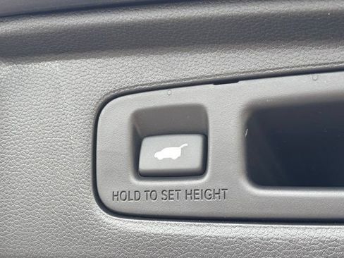 Used 2024 Honda CR-V EX-L image 5