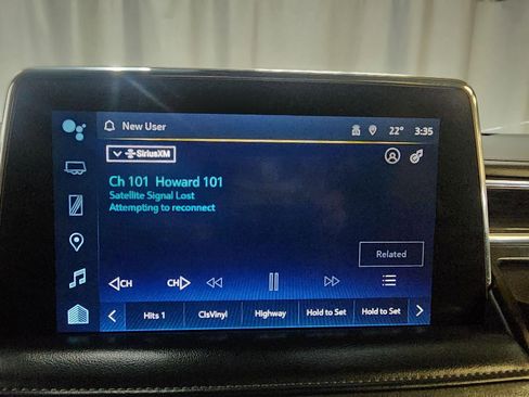 Used 2024 Chevrolet Suburban LT image 25