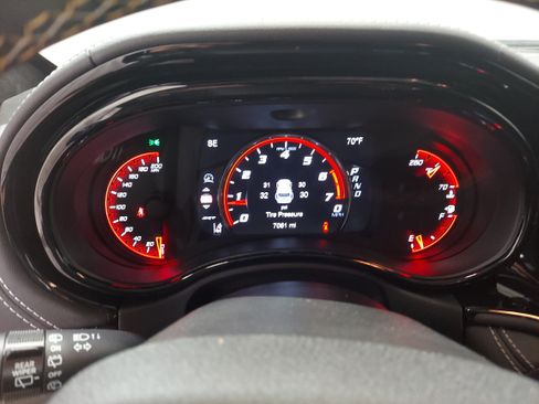 Used 2024 Dodge Durango SRT AWD/4WD image 8