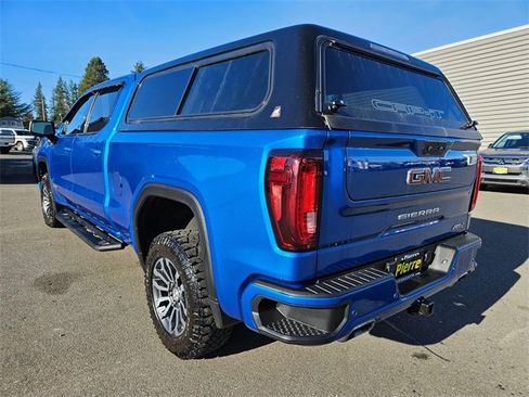 Used 2023 GMC Sierra 1500 AT4 w/ AT4 Premium Package image 3