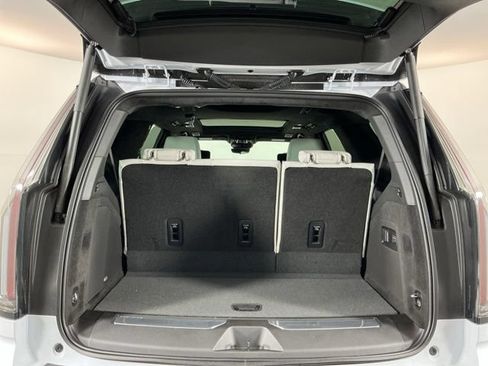 Used 2026 Cadillac Escalade V AWD/4WD image 32