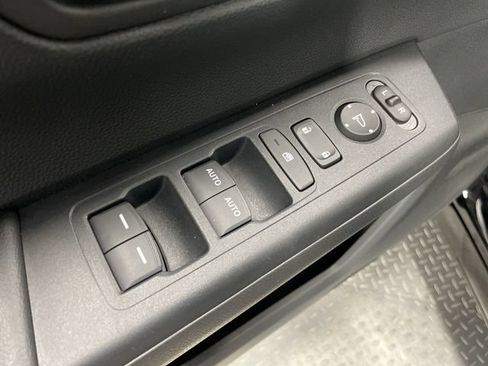 Used 2025 Honda CR-V Sport image 15