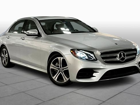 Used 2018 Mercedes-Benz E 300 image 2
