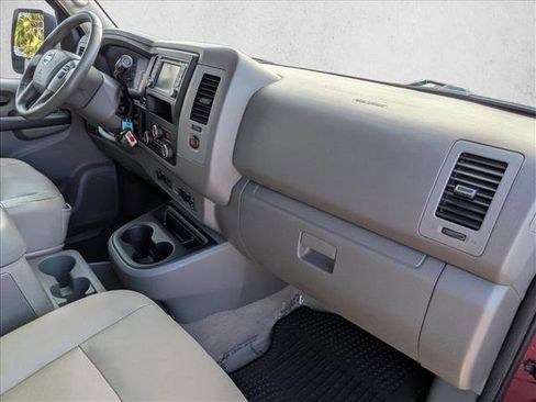 Used 2016 Nissan NV 3500 SL image 22