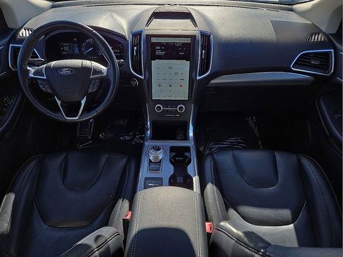 Used 2022 Ford Edge Titanium image 17