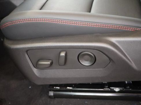 New 2026 Chevrolet Colorado Z71 w/ Technology Package AWD/4WD image 14