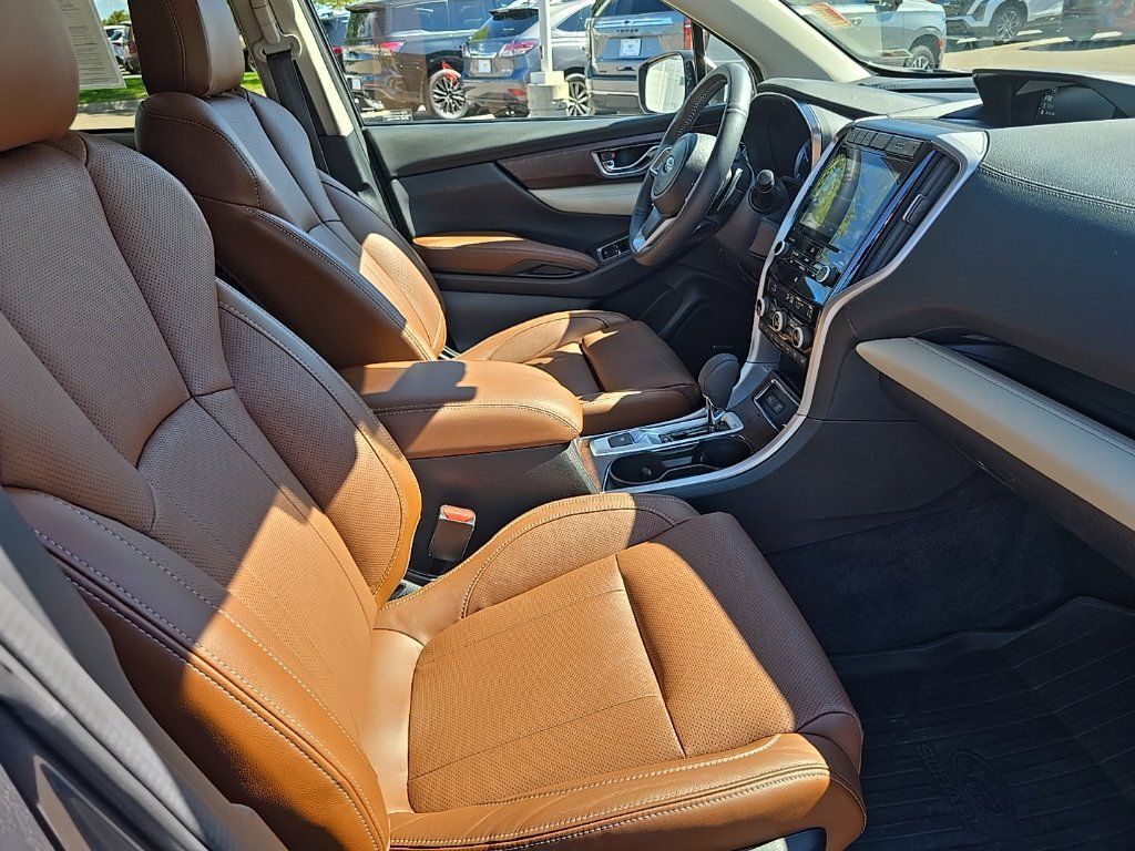 Used 2022 Subaru Ascent Touring AWD/4WD image 10