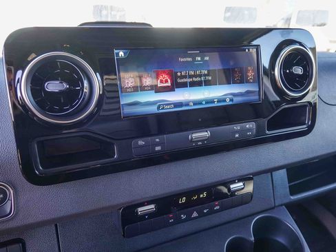 New 2025 Mercedes-Benz Sprinter 2500 image 12