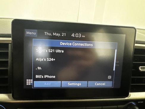 Used 2025 Hyundai Venue SEL FWD image 12