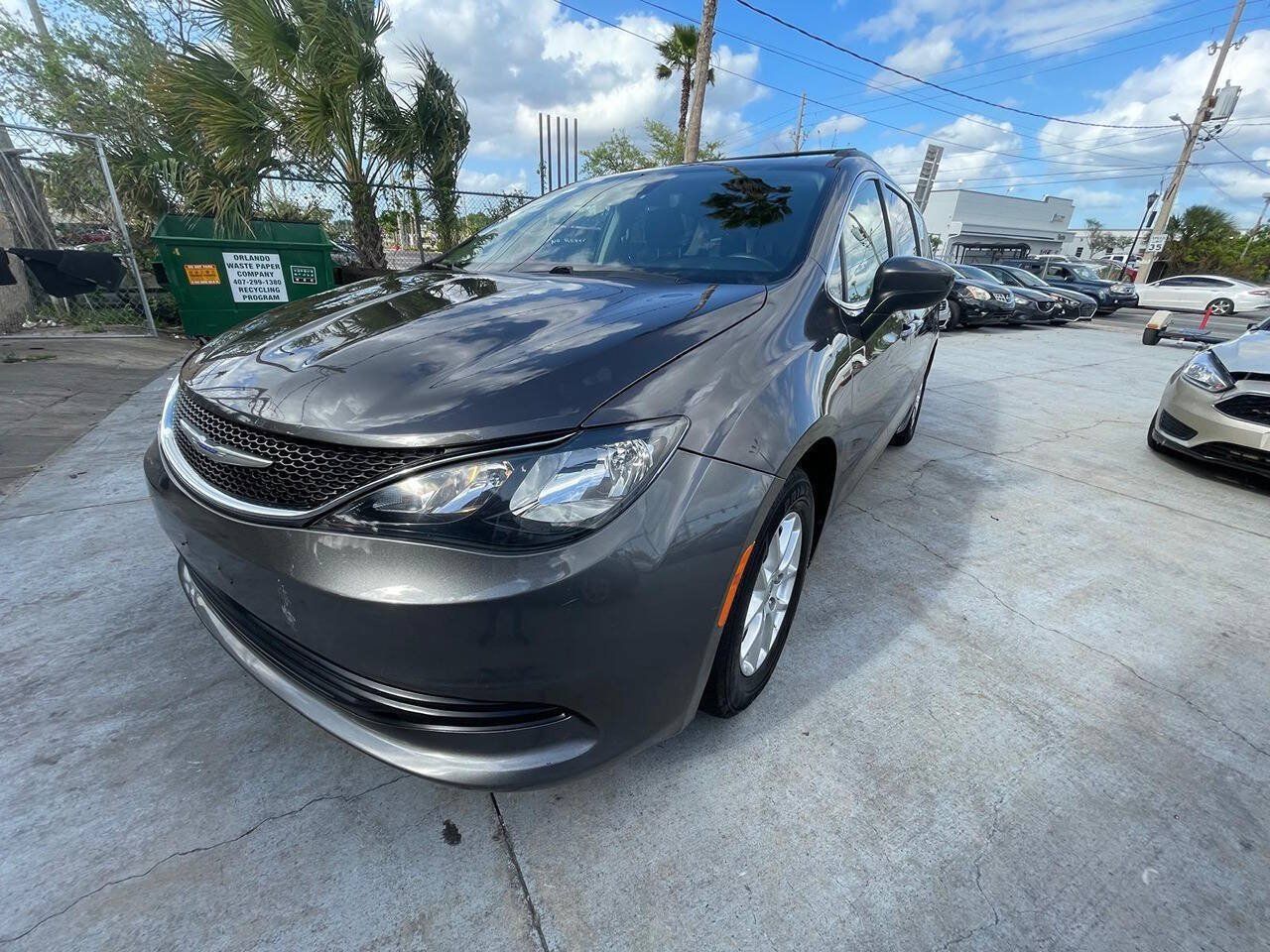 Used 2020 Chrysler Voyager Lxi FWD image 21