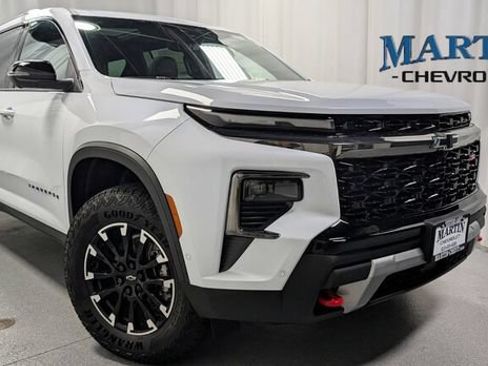 New 2026 Chevrolet Traverse Z71 w/ Enhanced Driving Package AWD/4WD image 1