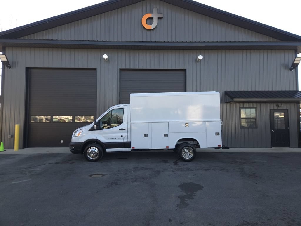 Used 2021 Ford Transit 350 DRW w/ Interior Upgrade Package RWD image 23